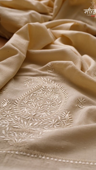 Antique Boota Chikankari Stole