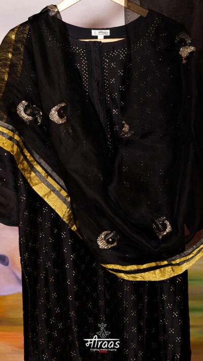 Made On Order | Deepmala Kurta Dupatta Ensemble