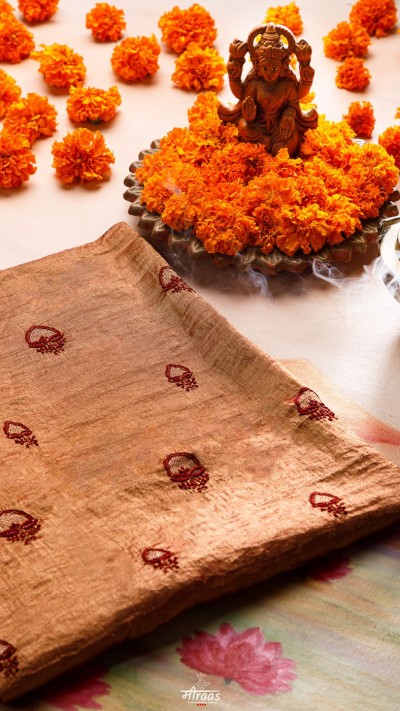 Swarna Paatra - Red Zari Gold