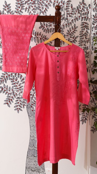 Gajari Chikankari Kurta